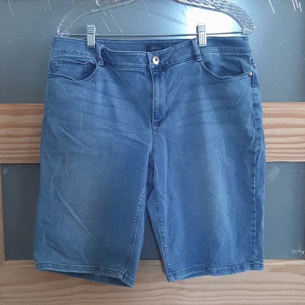 J Jill Denim Shorts size 12